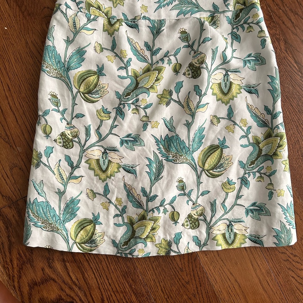 Ann Taylor LOFT pencil skirt Size 4